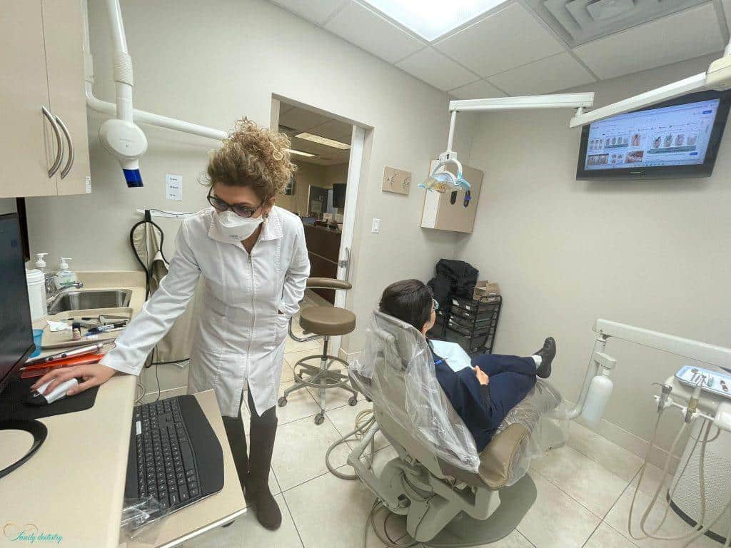 Porcelain veneers consultation with Dr. Vida Siar at Walk In Family Dentistry
