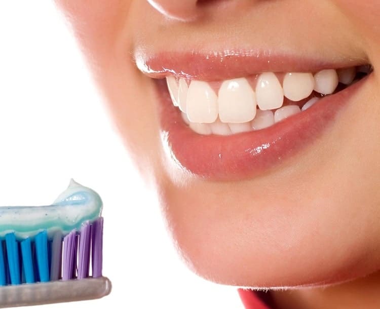 a woman who wants to brush her teeth