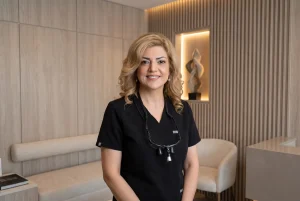 Dr. Vida Siar
