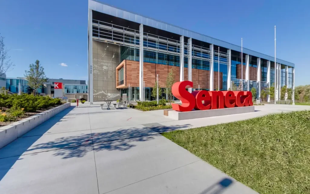 Seneca Polytechnic Students