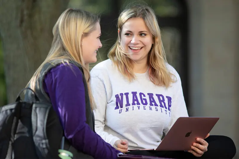 Niagara University studens